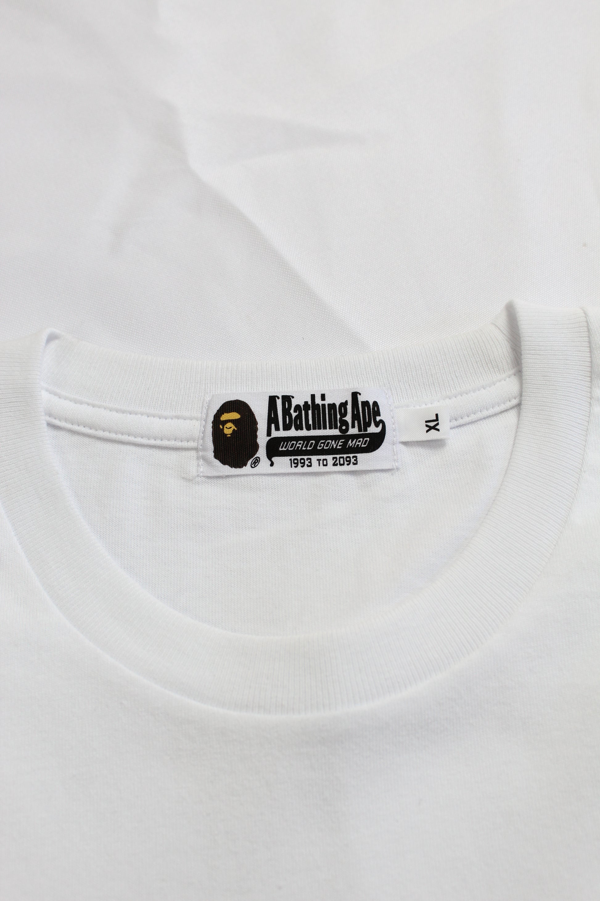 Camiseta Bape Colors Shark Tee Branca