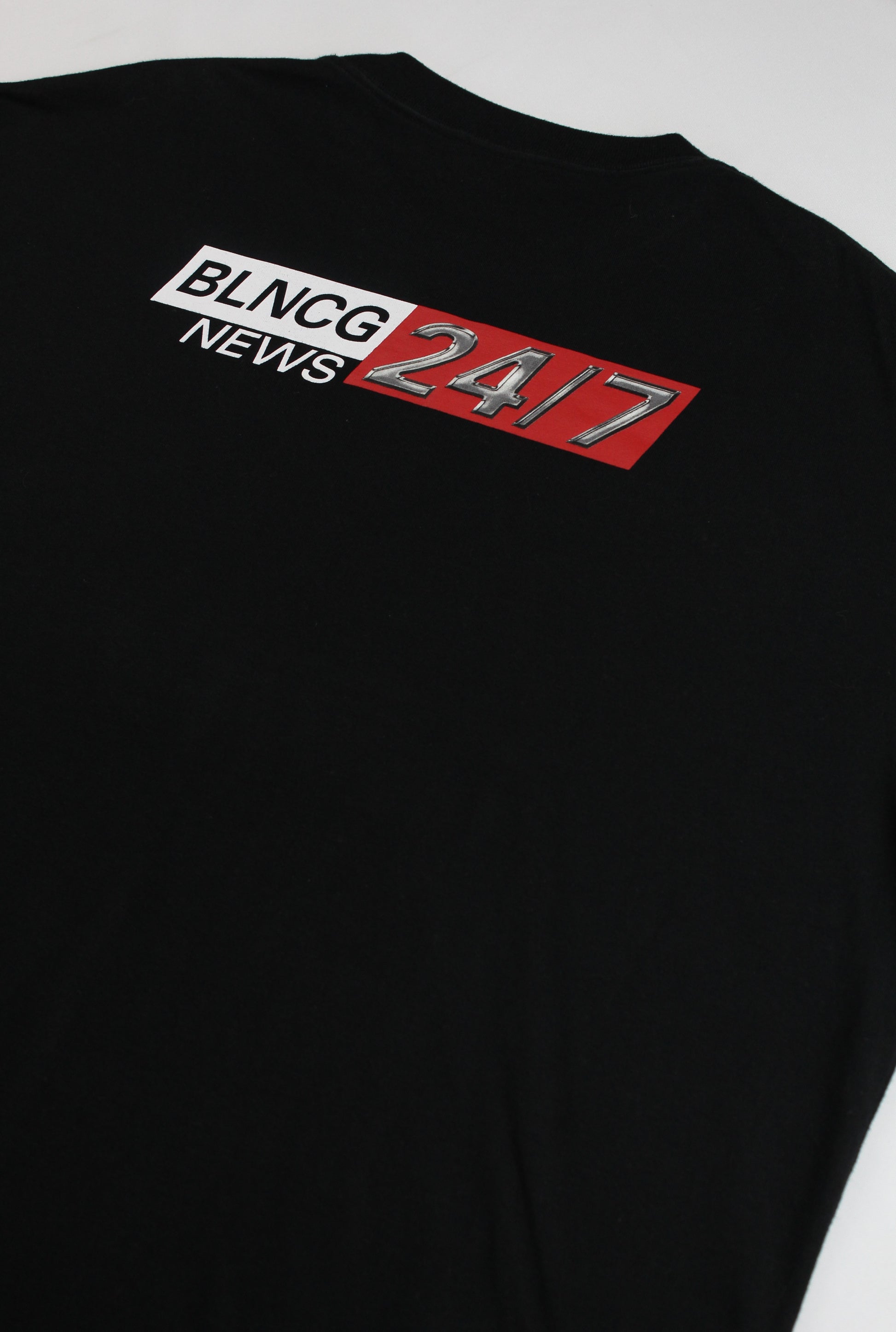 Camiseta Balenciaga 24/7 News Tee